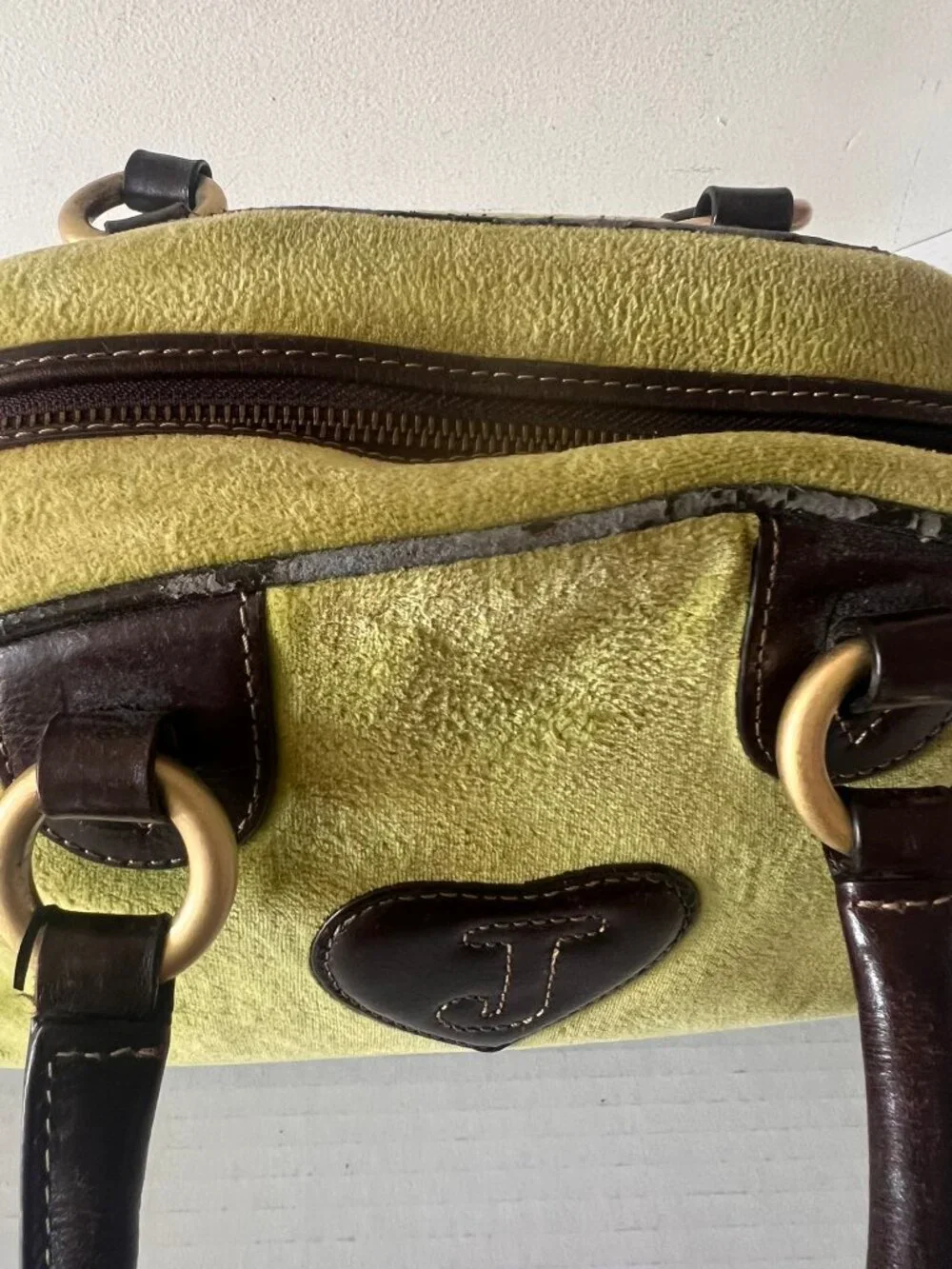 Y2K JUICY COUTURE BOWLER VELOUR SMALL EMBROIDERED SATCHEL BAG GREN